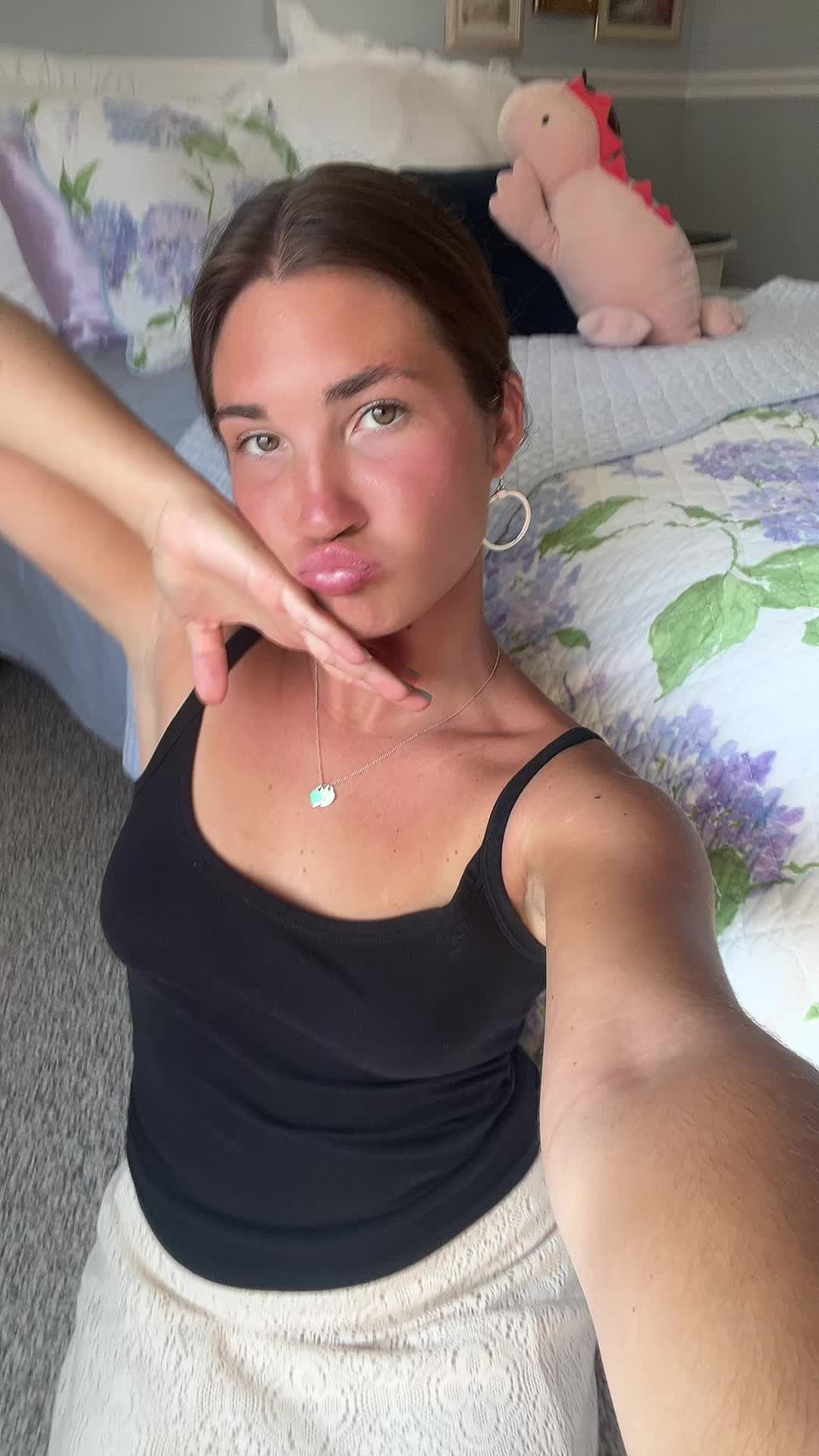 @kelseyclunn