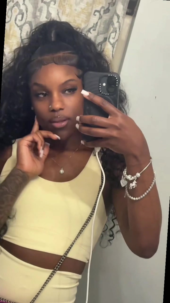 @cekhiaaa