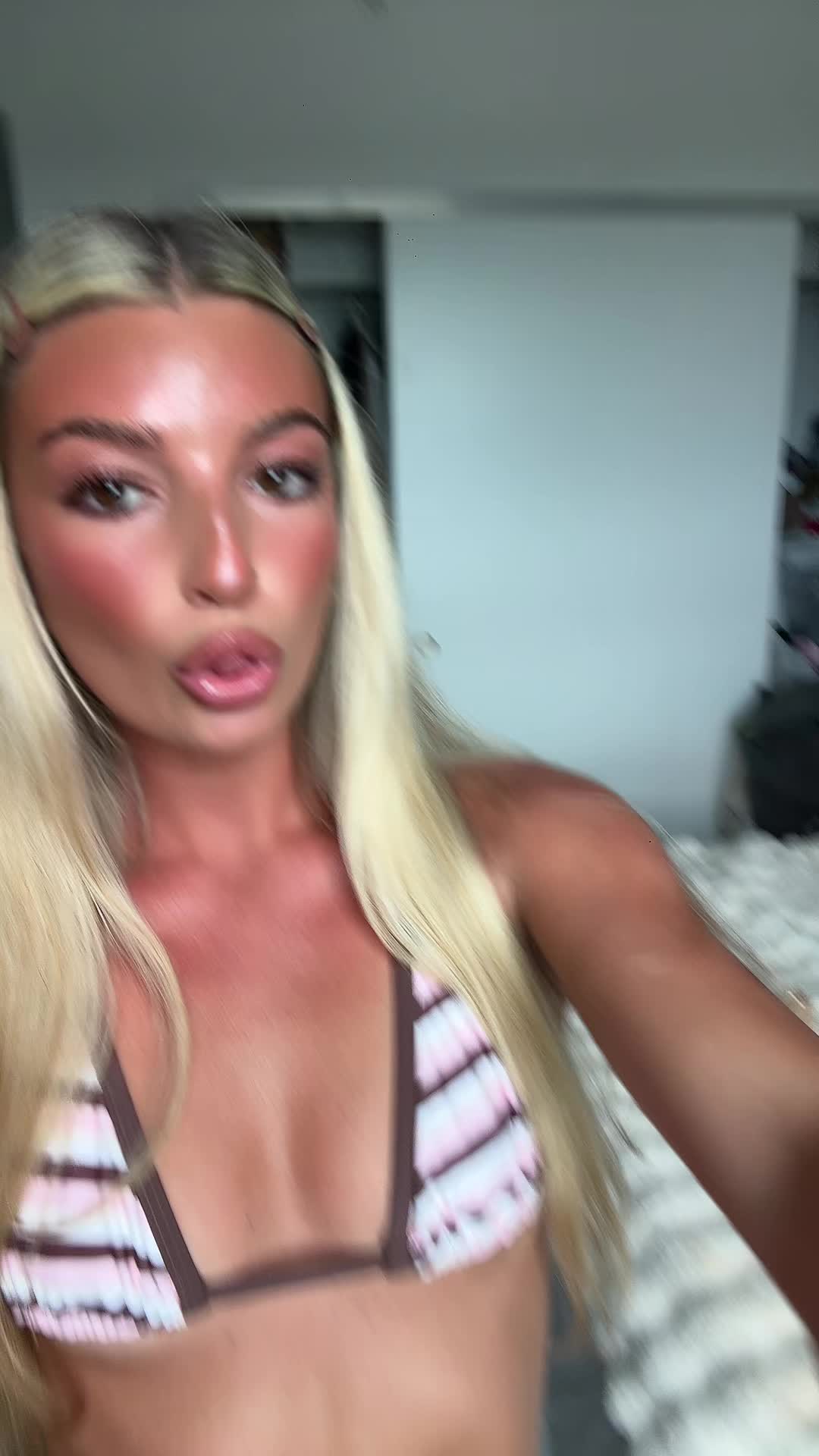 @Hi