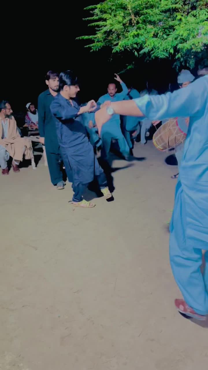 @SHÂHzÂiB KhÂN🚫