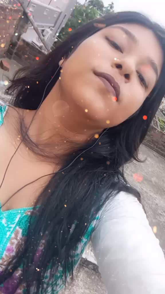 @misti priya👑