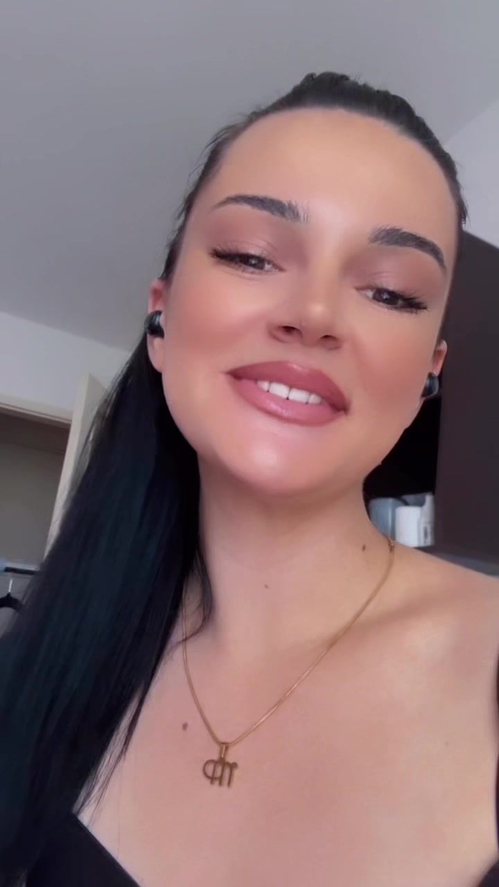 @beciibe5