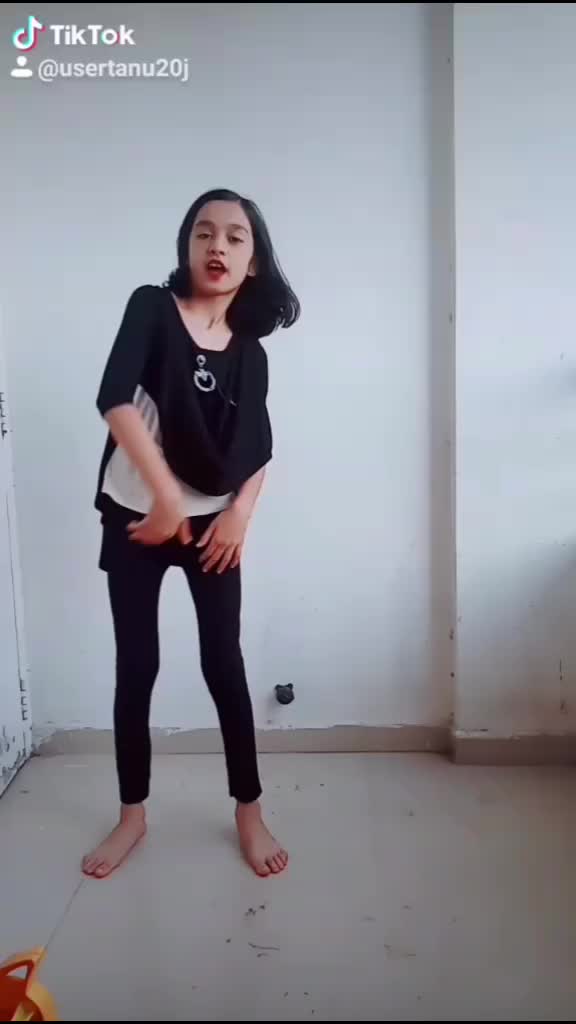@littletiktokqueen