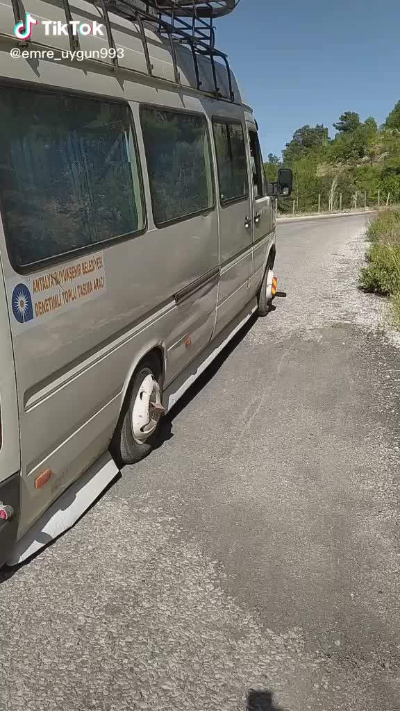 @EmRe UyGuN