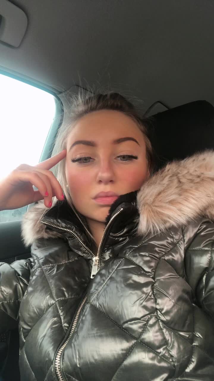 @alexandraxoxo