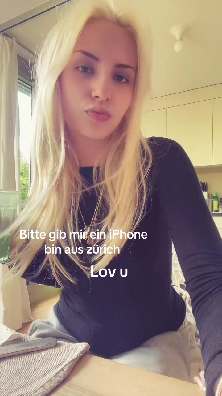 @J&ugrave;li-amelie