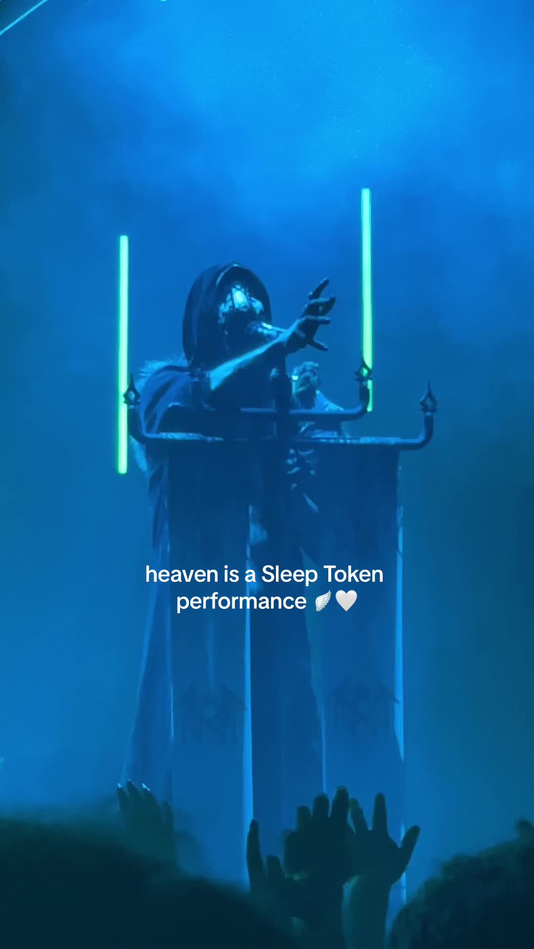 @<3