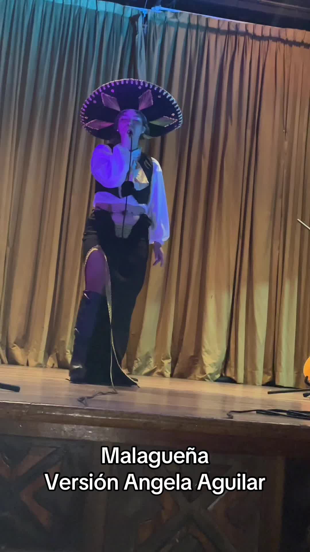 @MarilynLaura