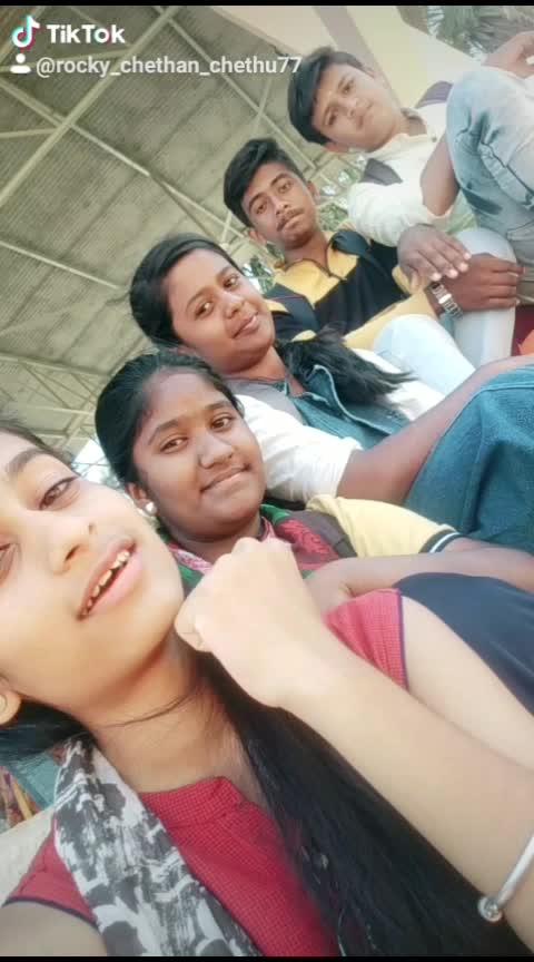 @Shreya(Avvi)