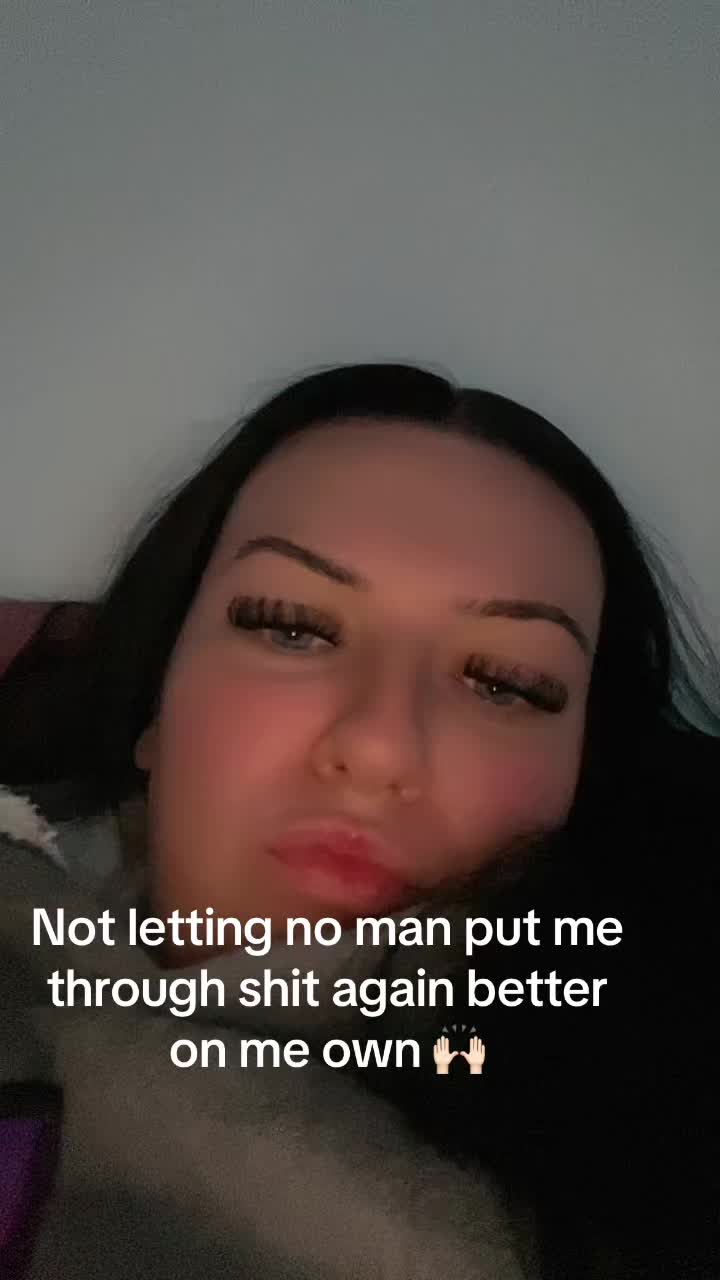 @RHIANNON👄