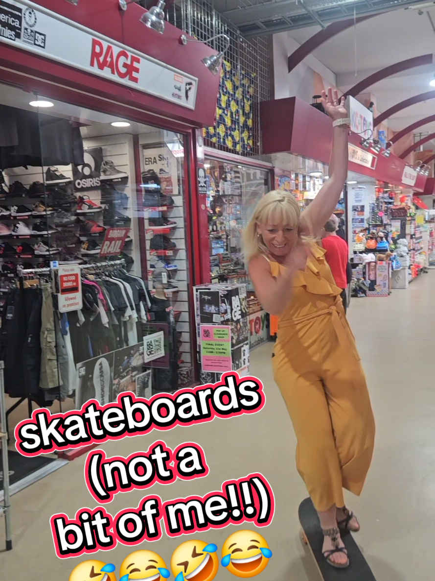 @Romford Shopping Hall
