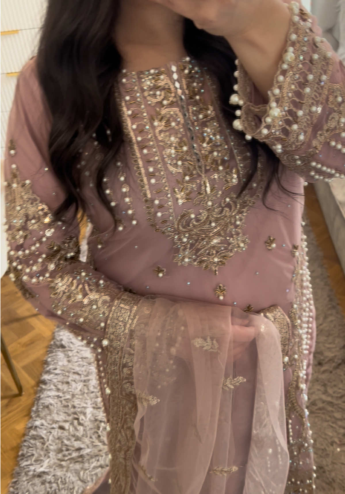 @Aina__couture