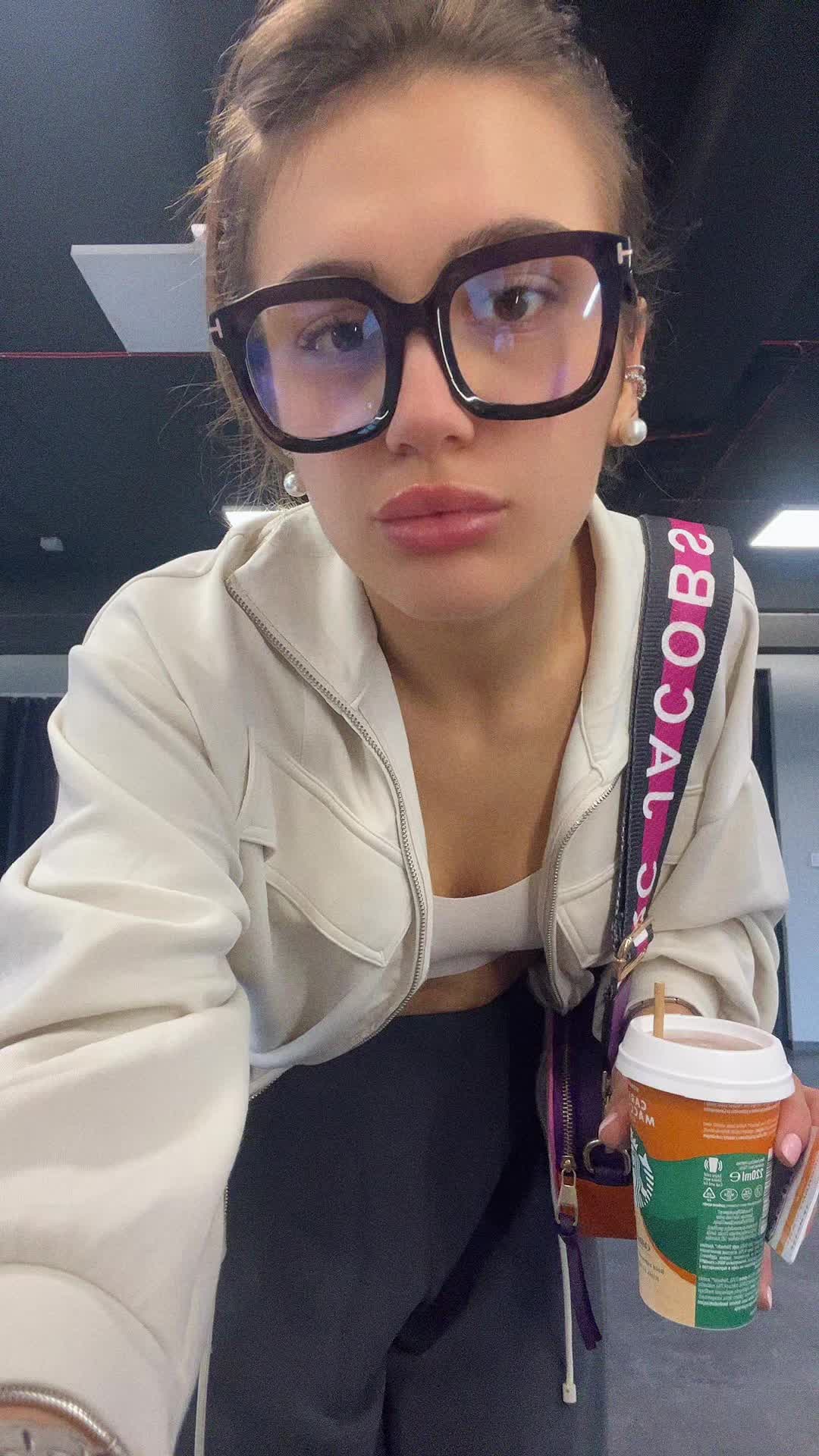 @Кристън
