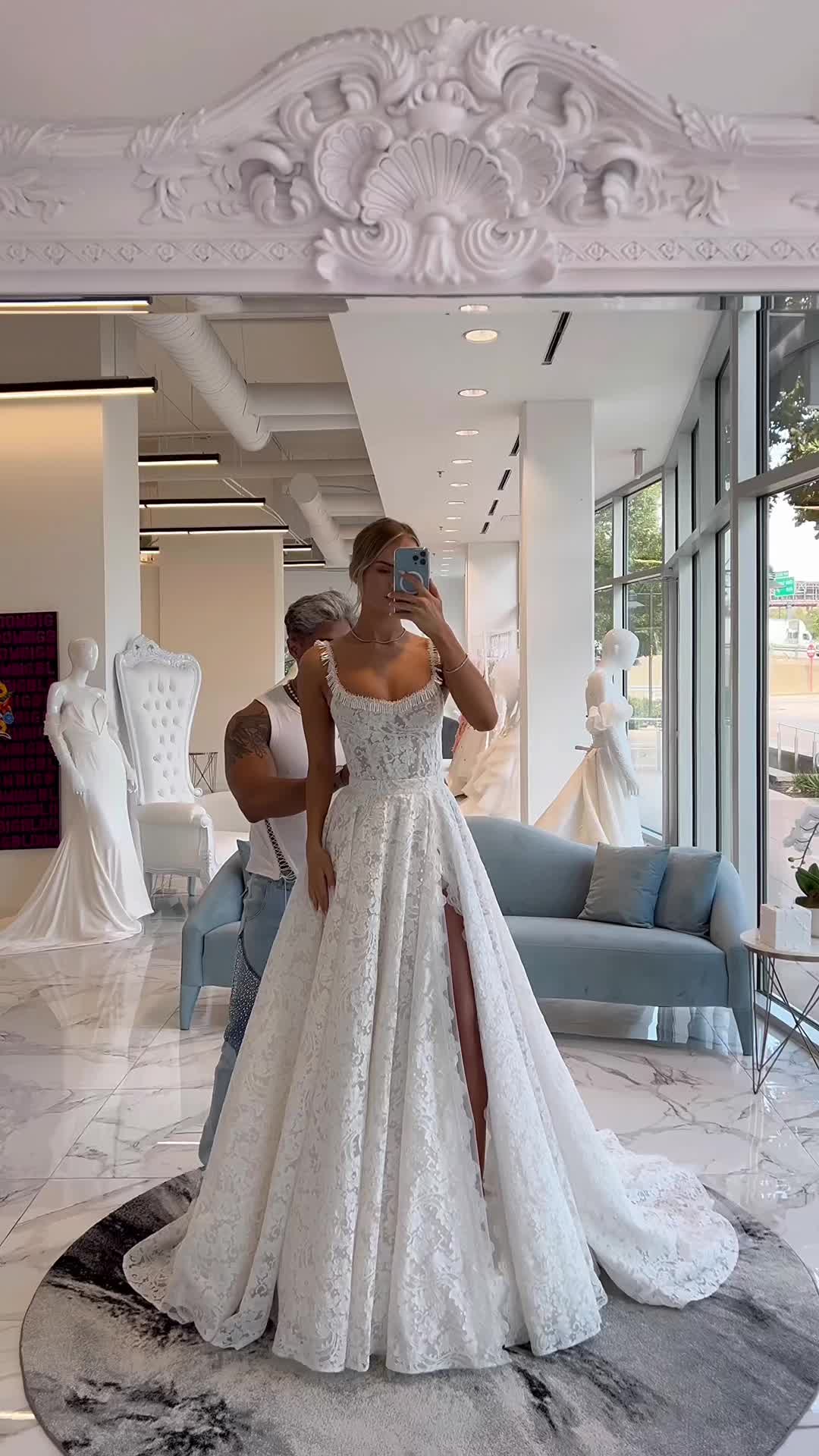 @iconicbridedallas