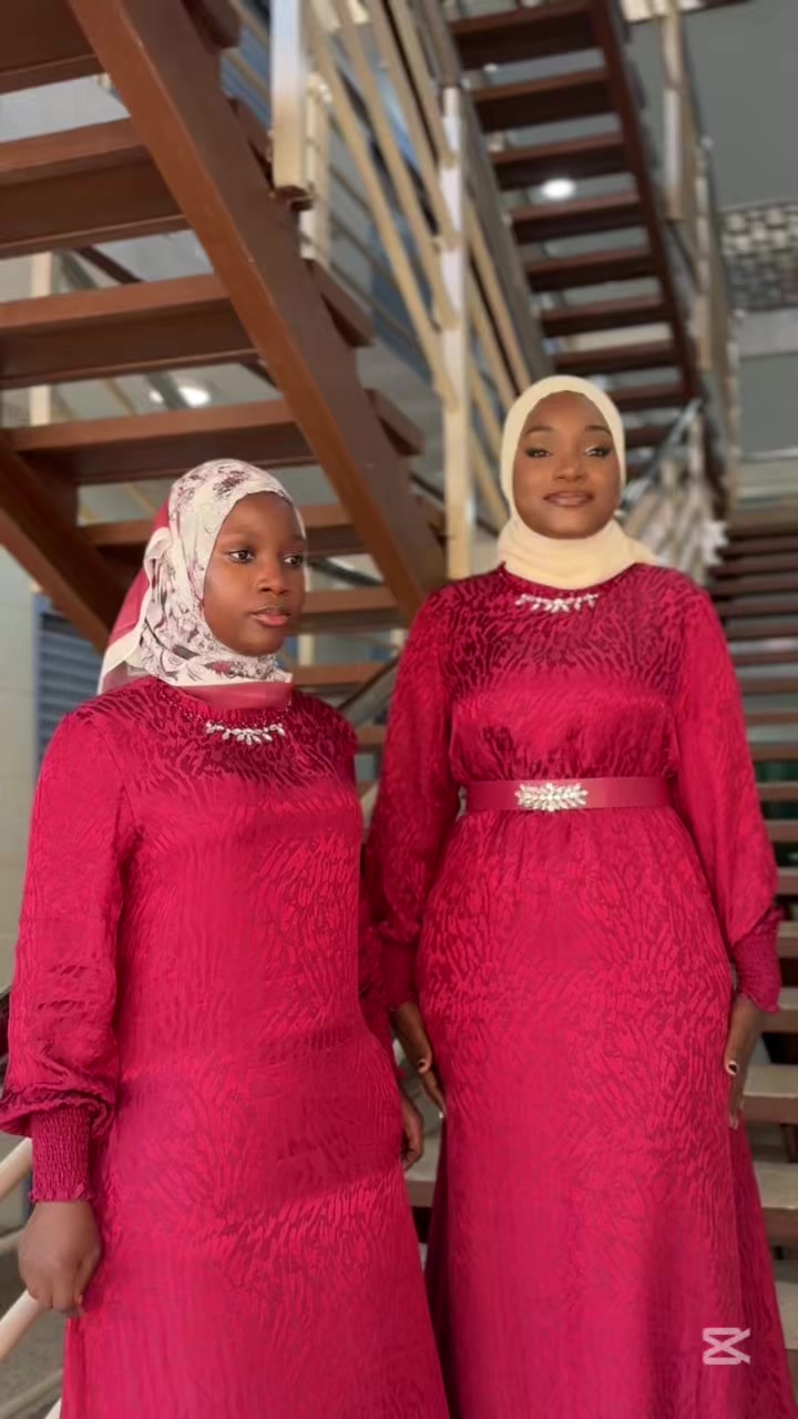@Naj-moda ug 0702121539