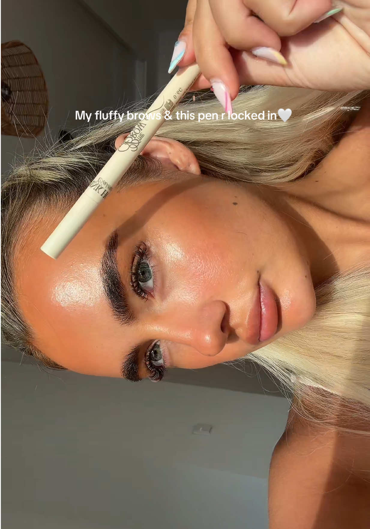 @chlo.snelson