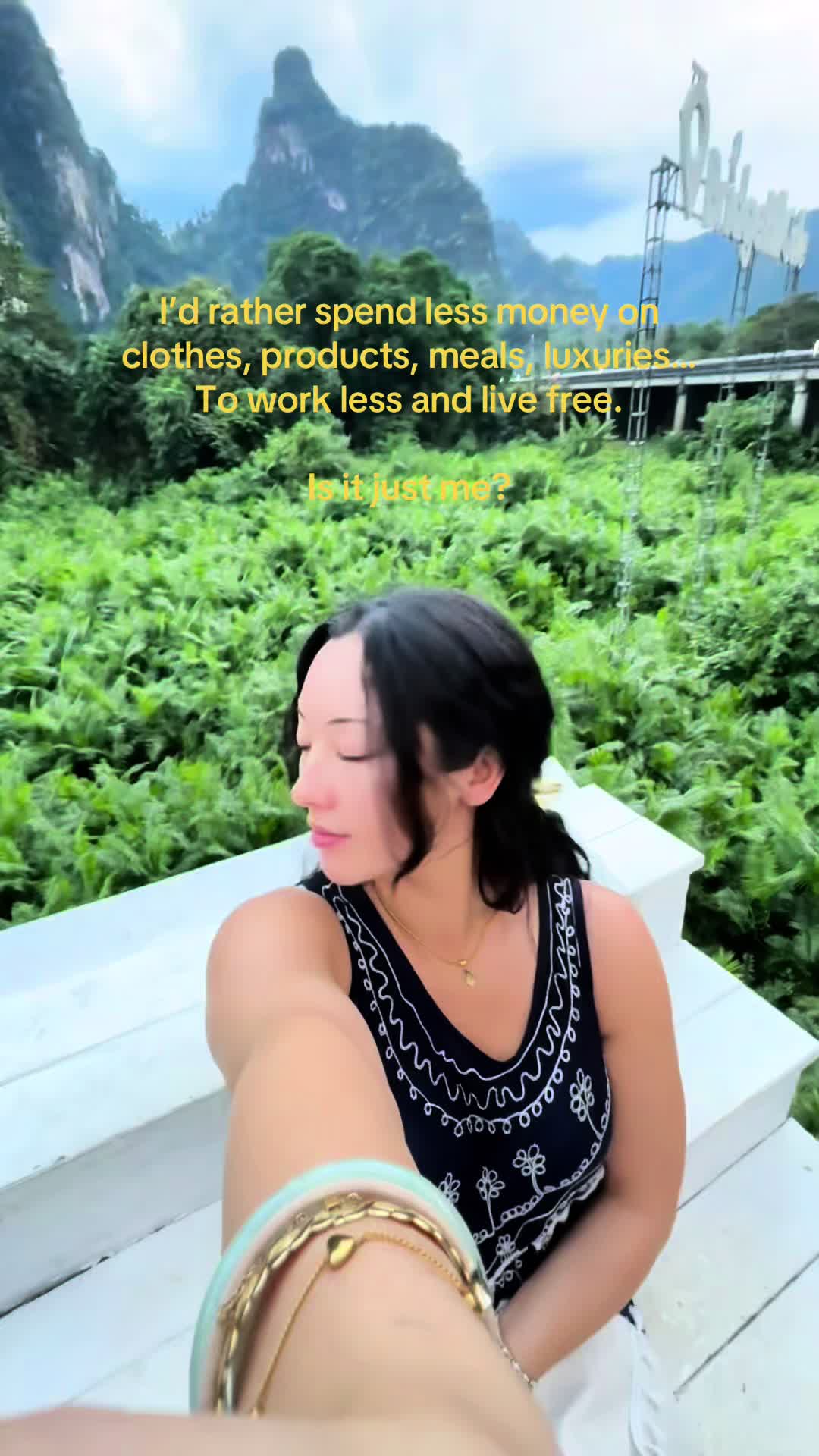 @lifebyhayma