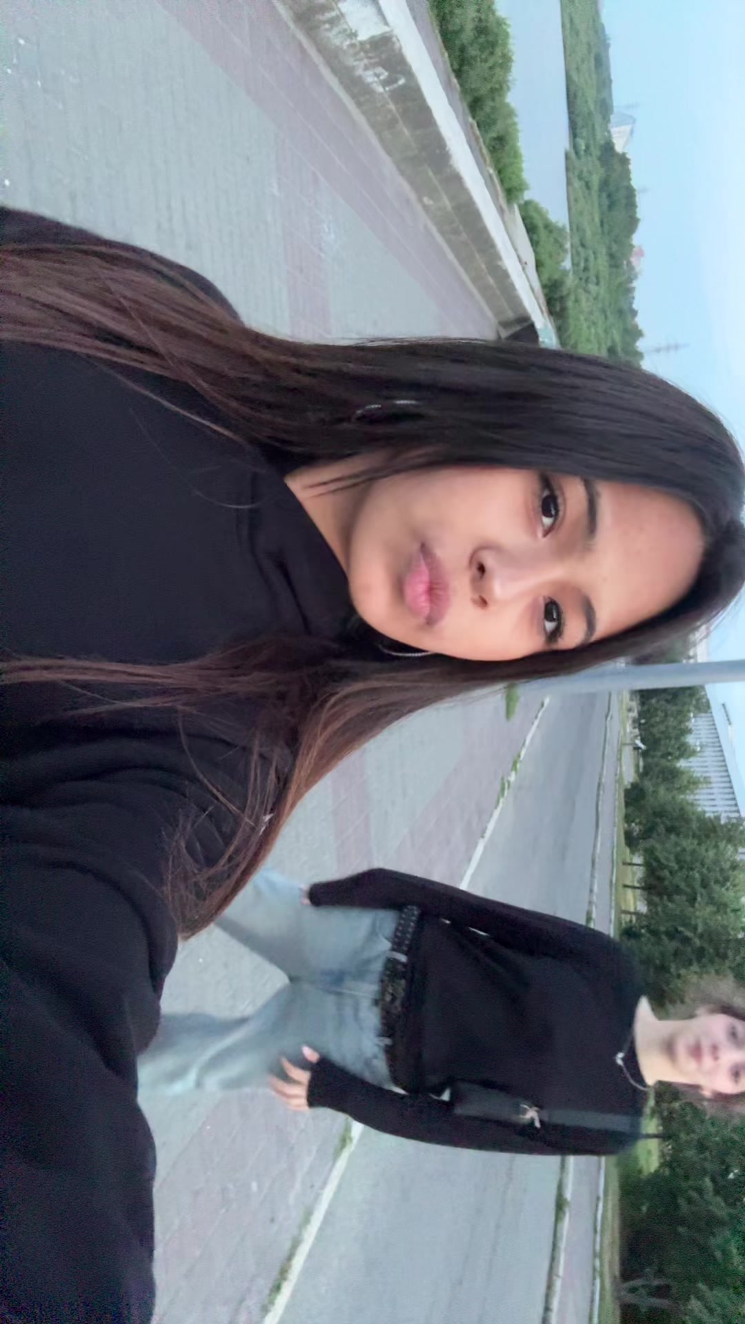 @dinacamon