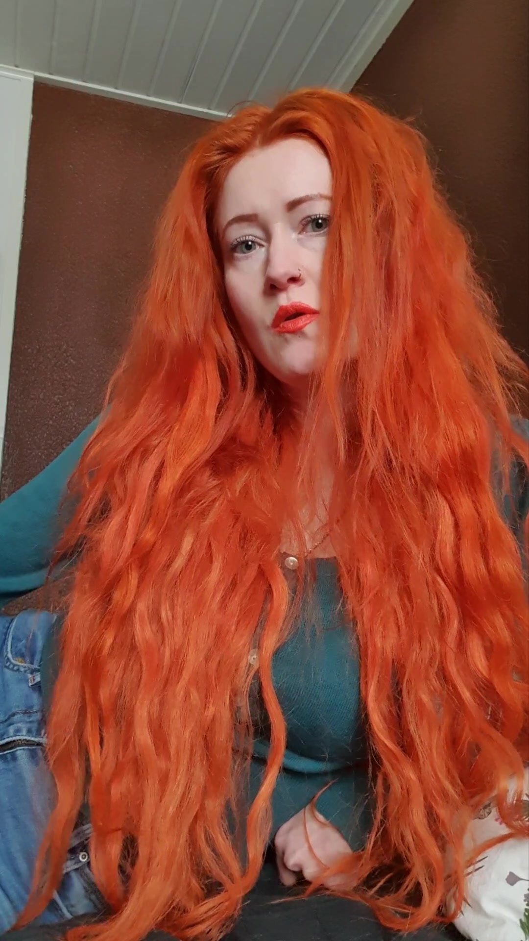 @karvalakkinainen
