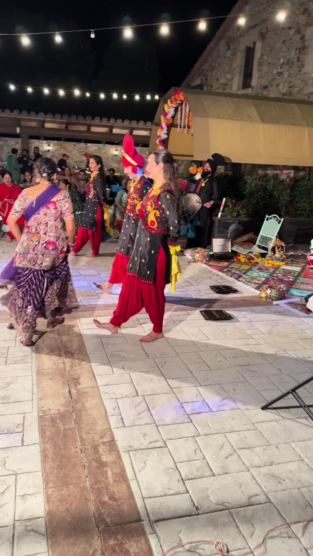 @Sara Kaur