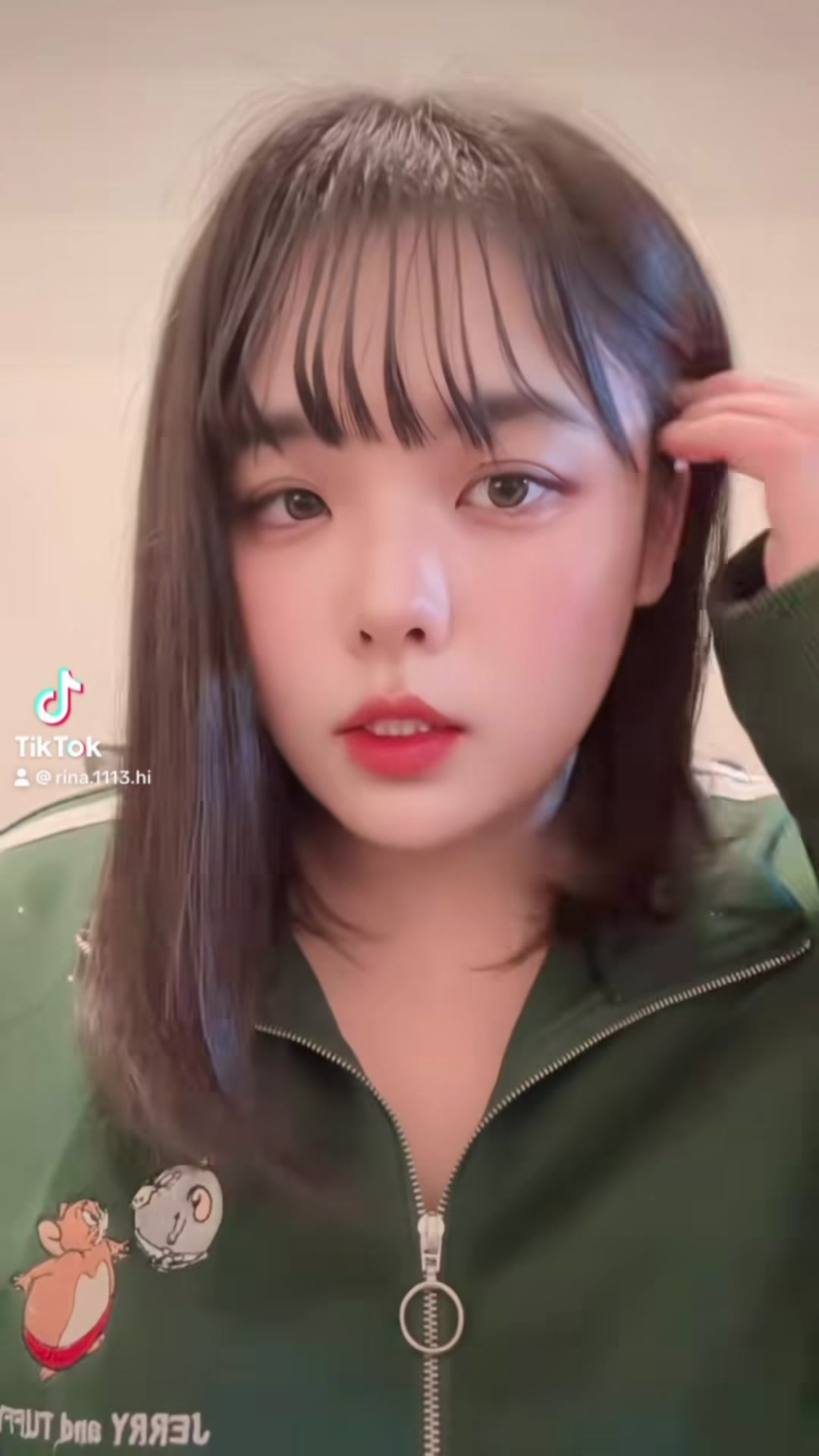 @りな