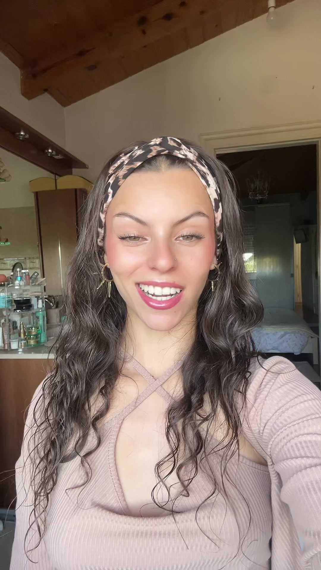 @🧚🏼♀️