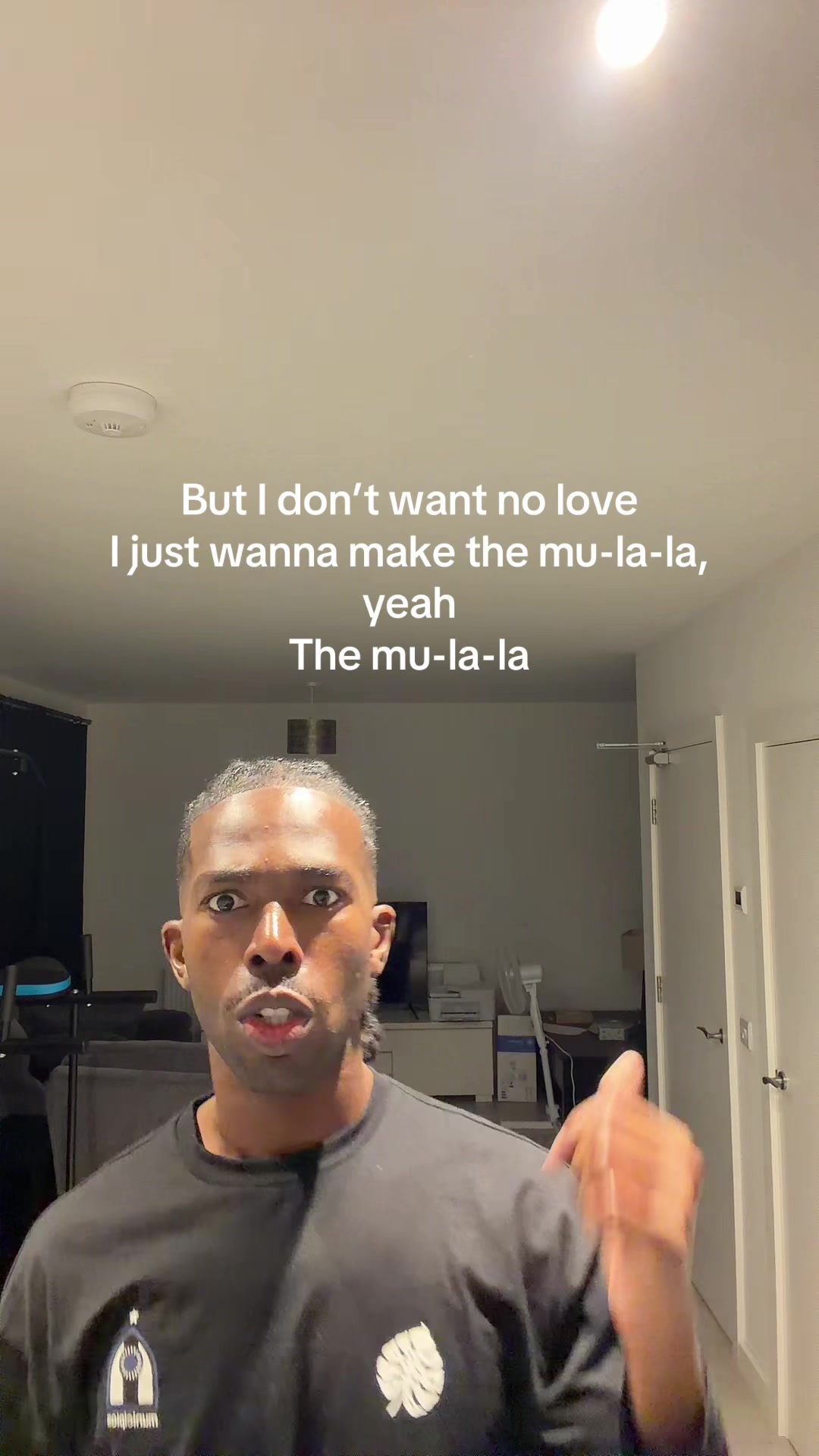 @®️iv