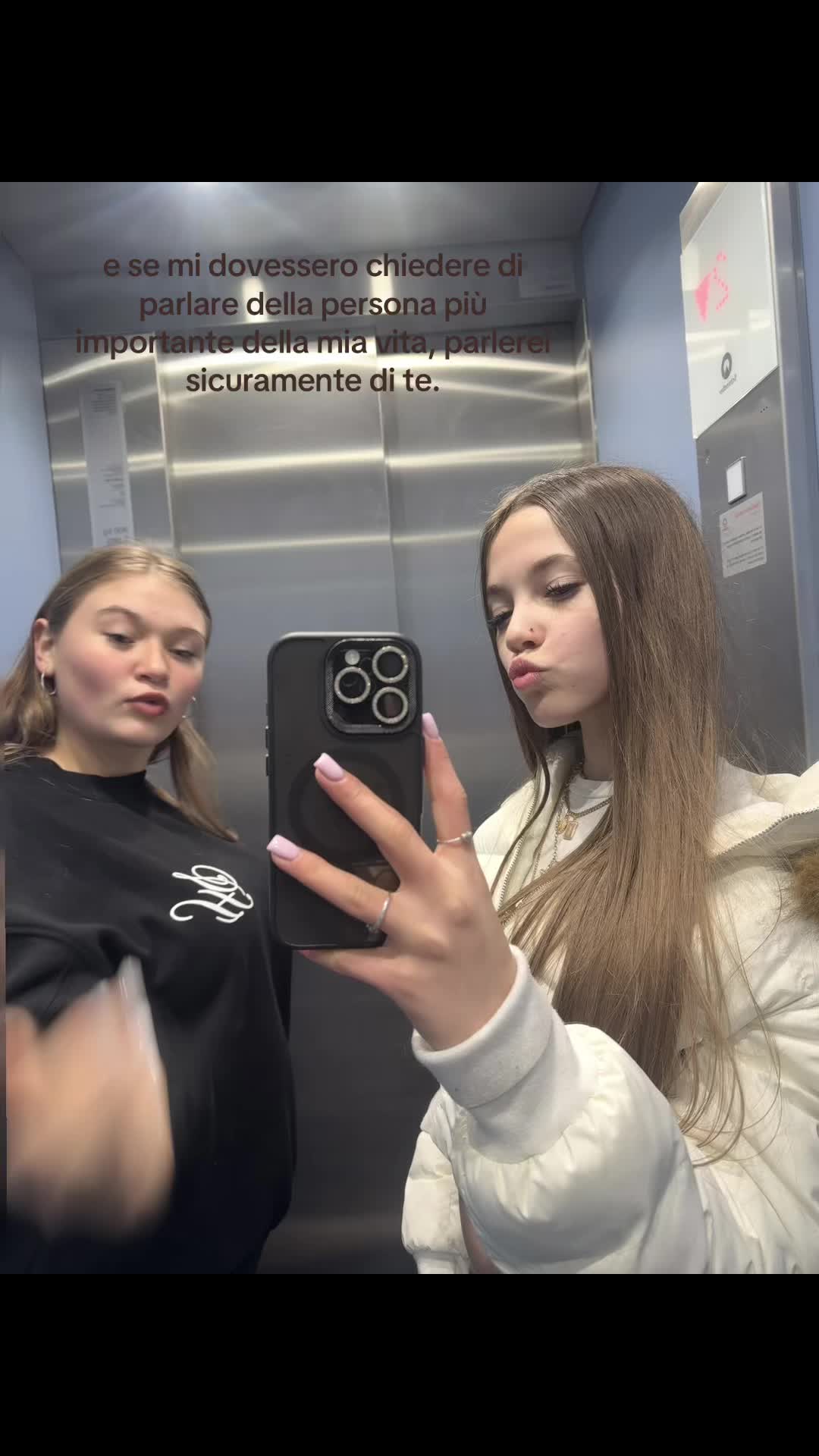 @𝐄𝐦𝐢💋🇦🇱