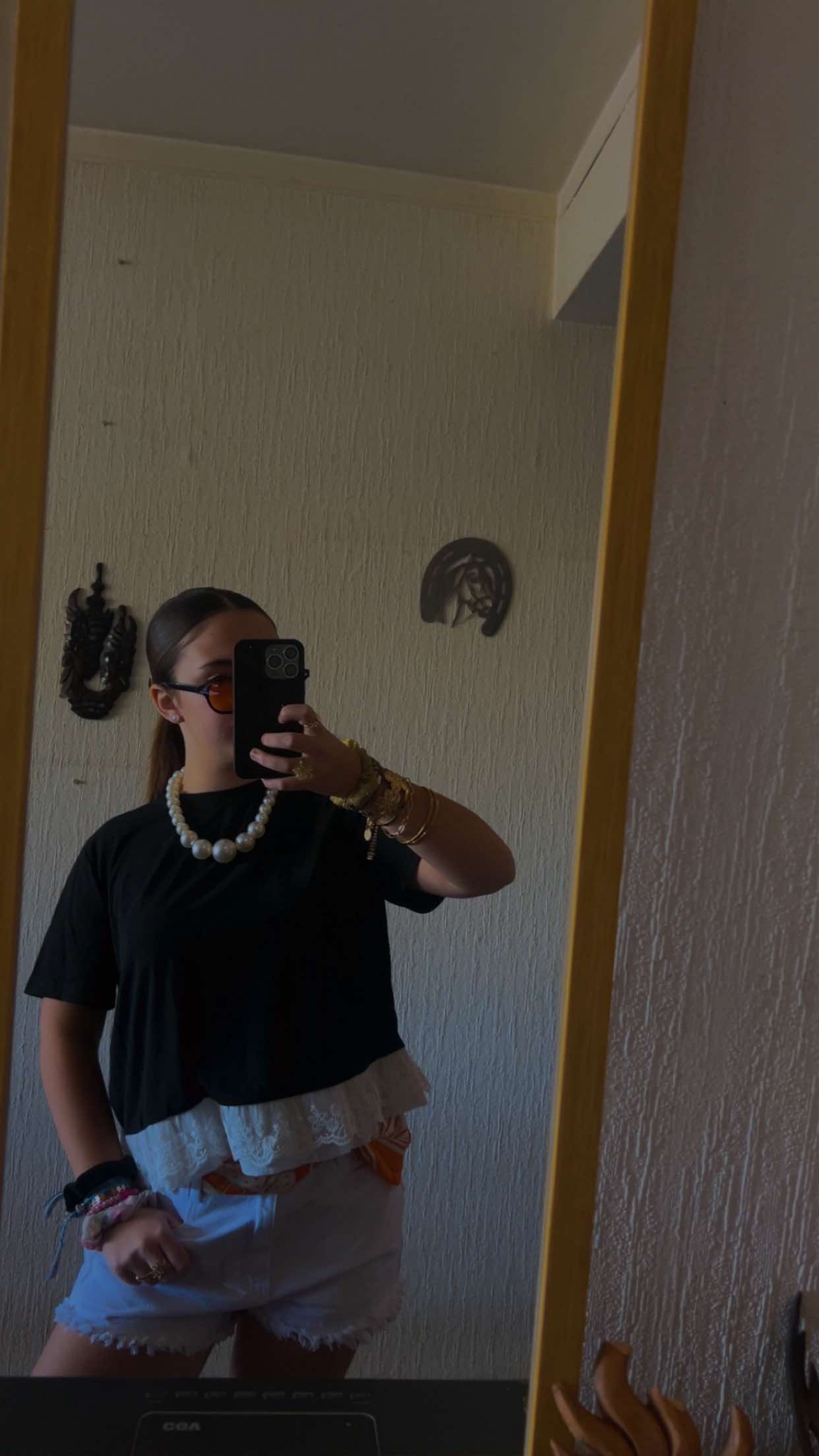 @L.ilou