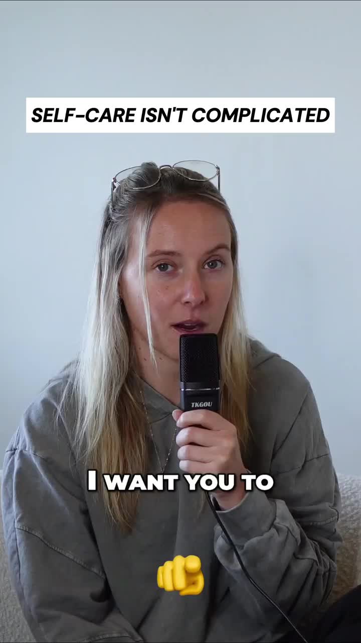 @Dani + Keely