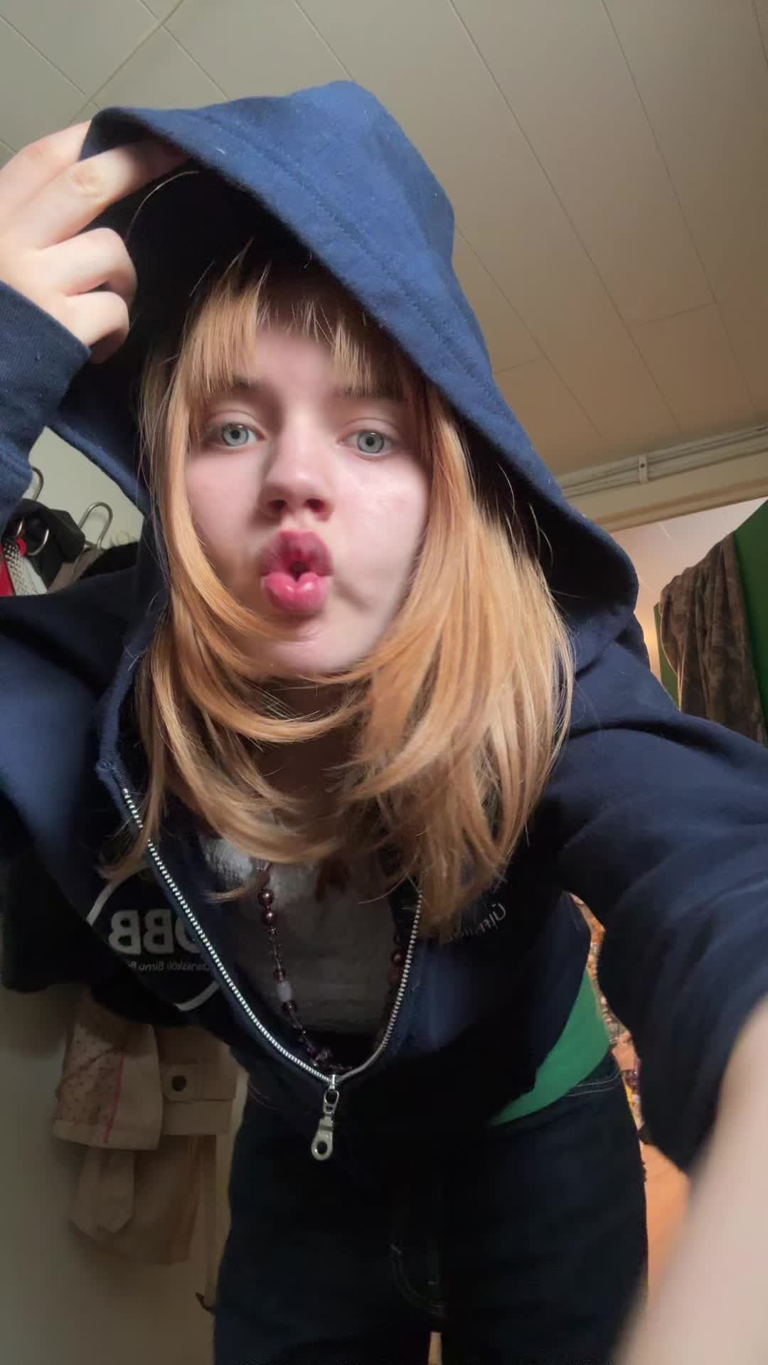 @&Uacute;lla