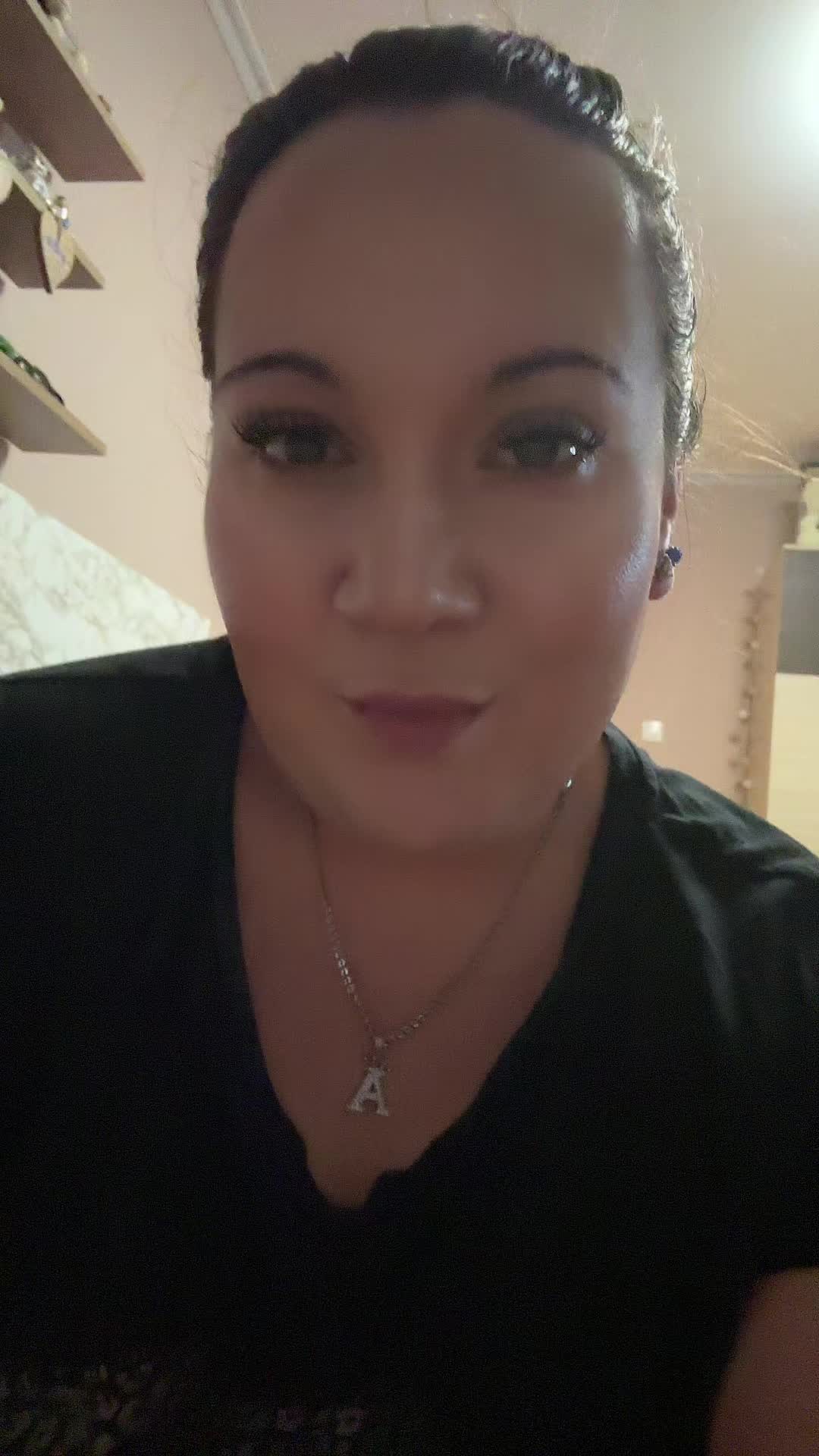 @Anii_🤗❤️