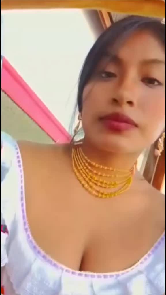 @nina_travez