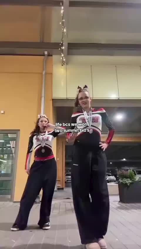 @zoey77326