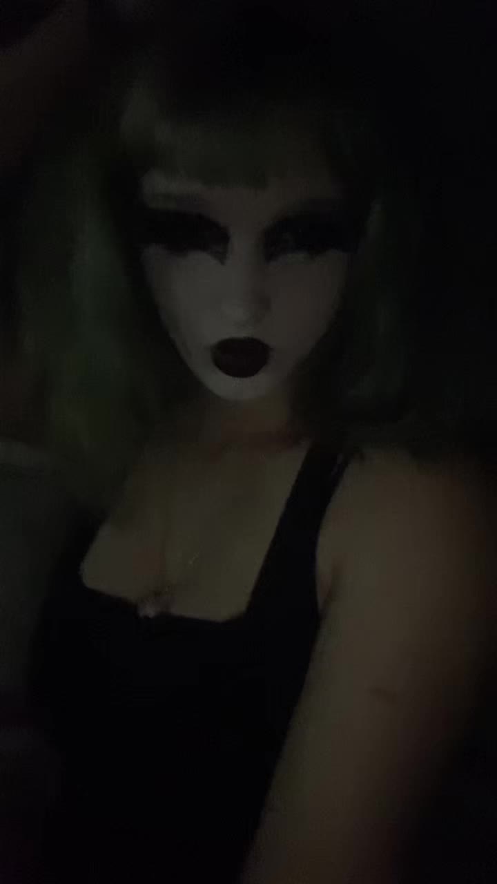 @Bec🫀
