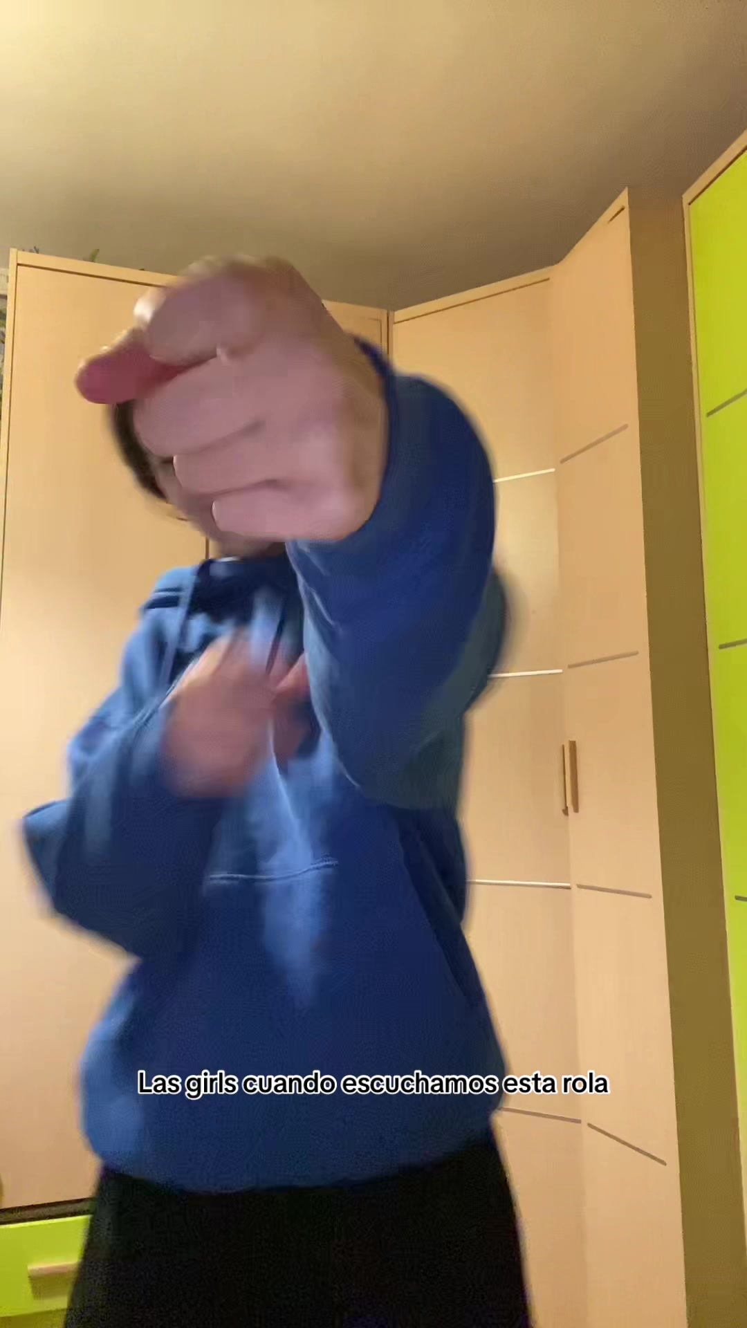 @Lariwiis