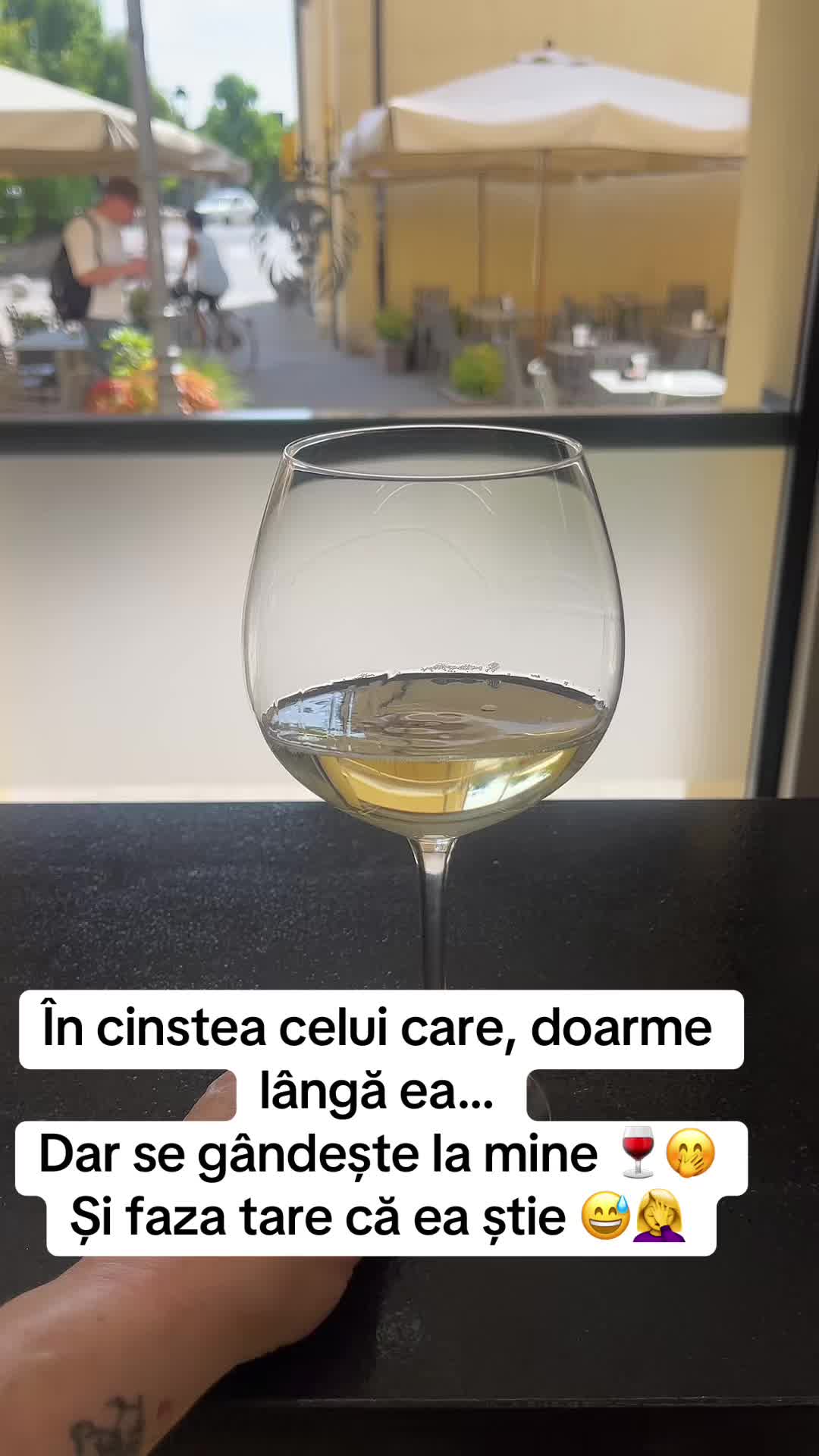 @Bruneta.