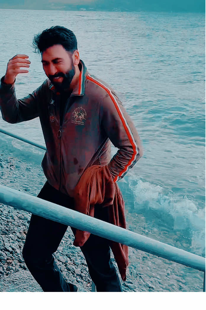 @Faiq Dar🇨🇭