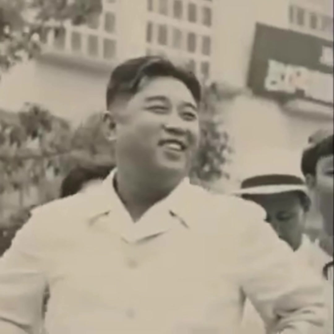 @𝗝𝗲𝗺 [🇰🇵🇬🇧]