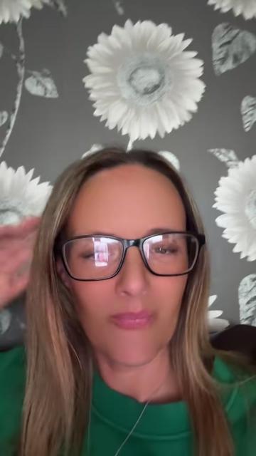 @leannec40