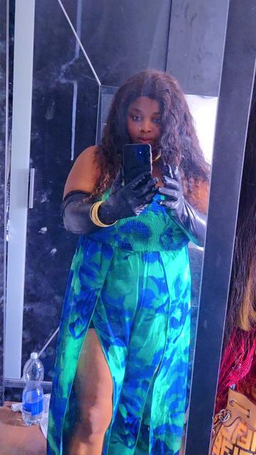 @2busty4u
