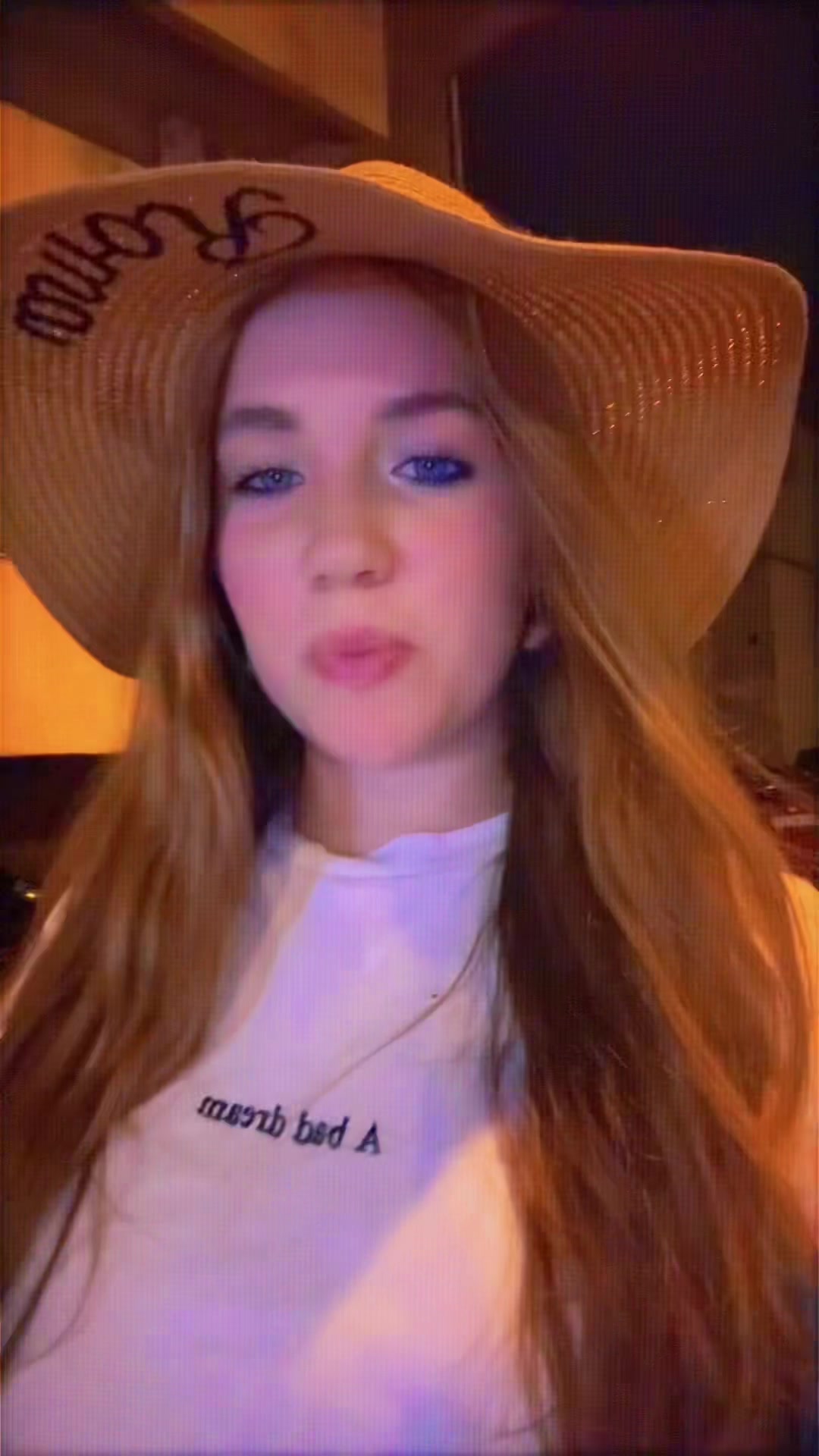 @_deniiiiz