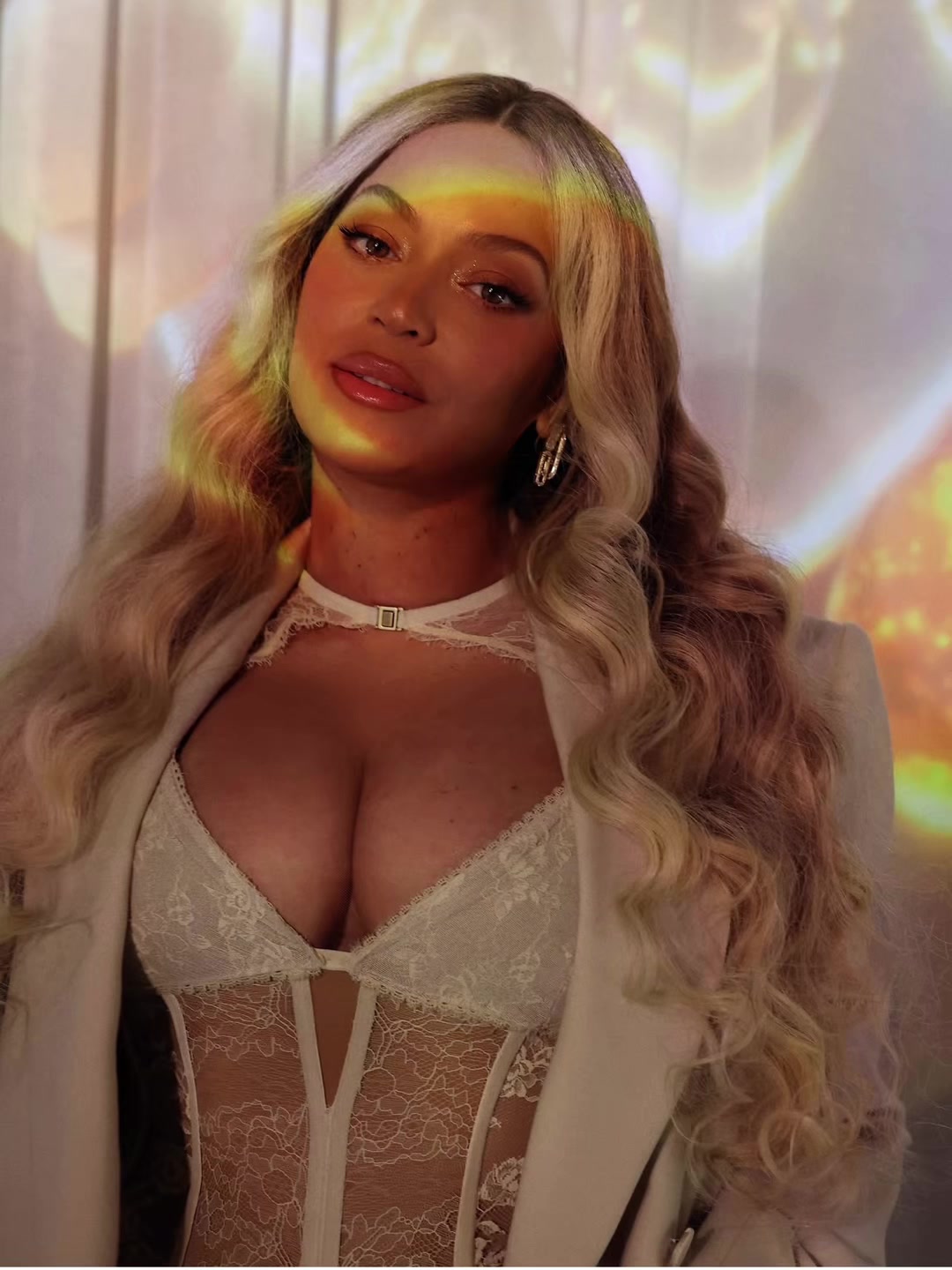 @HouseOfBeyy🐝