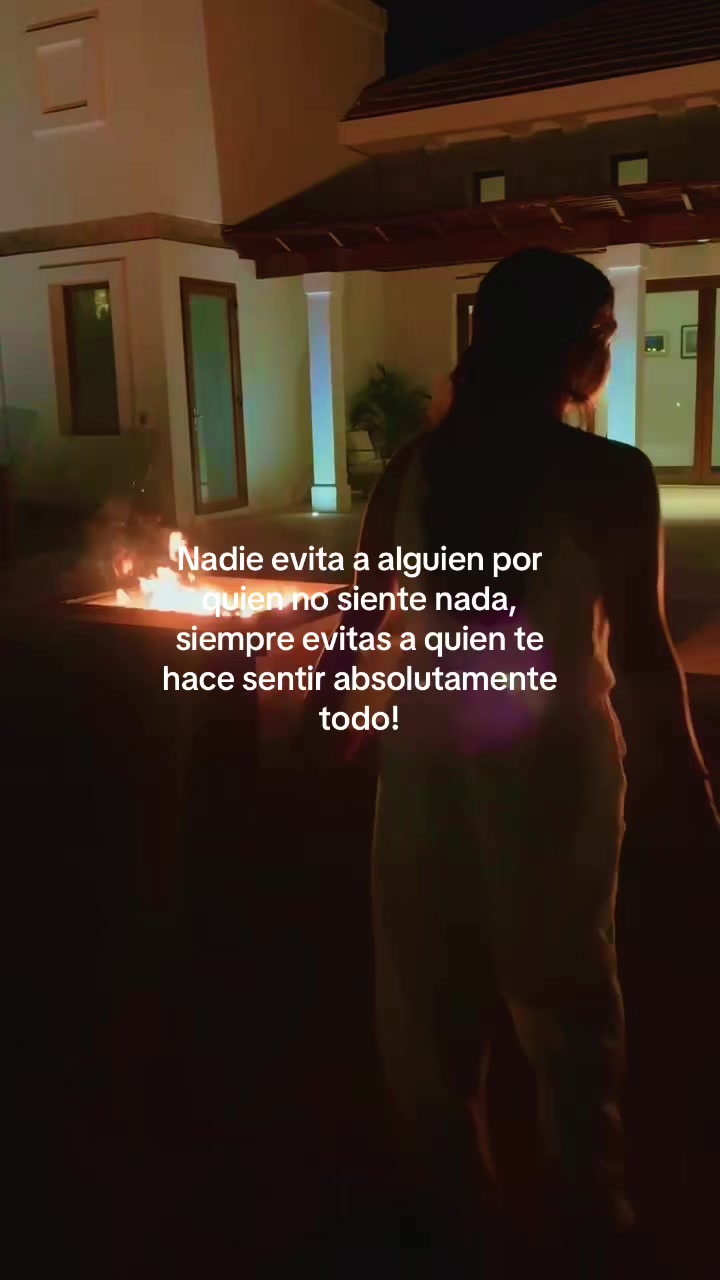@M A R 🏝️