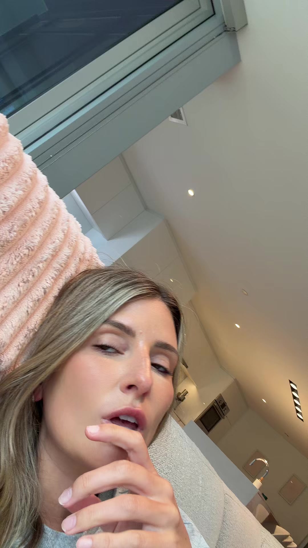 @🧁 snarly carly
