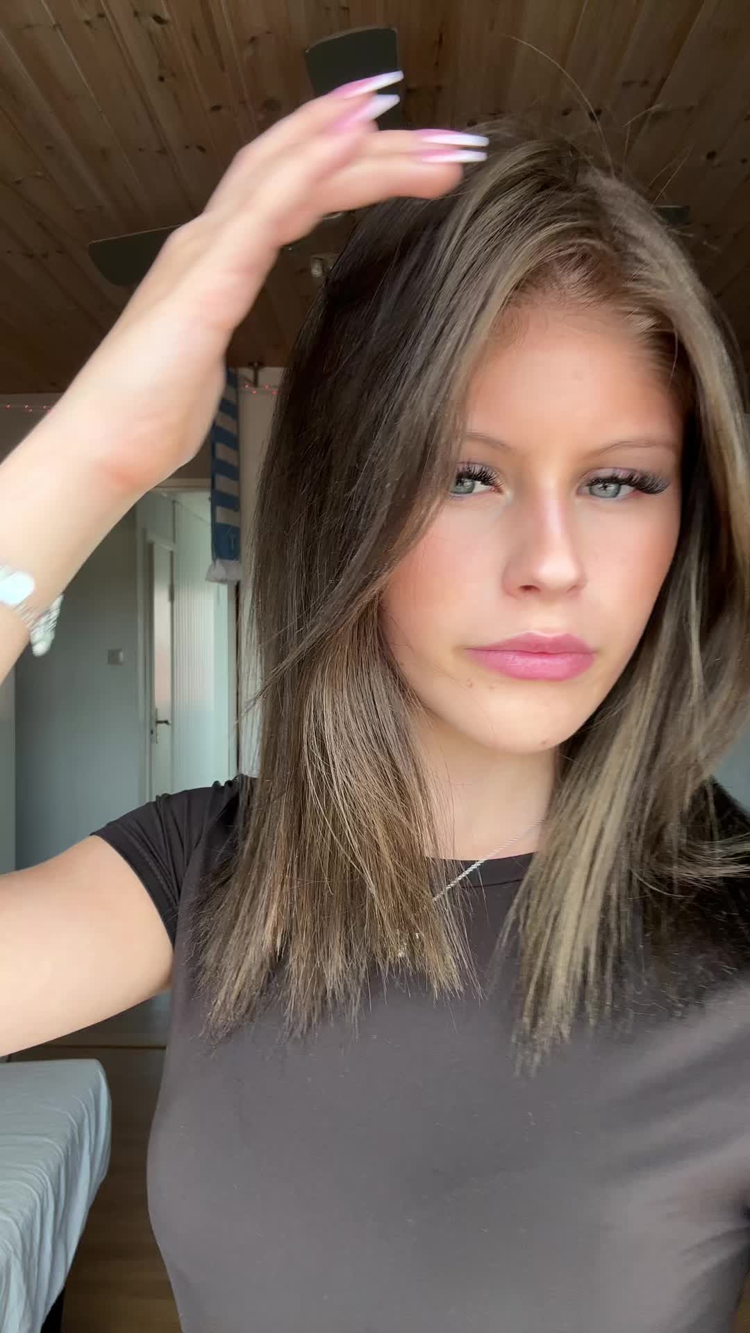 @Amelia🦔
