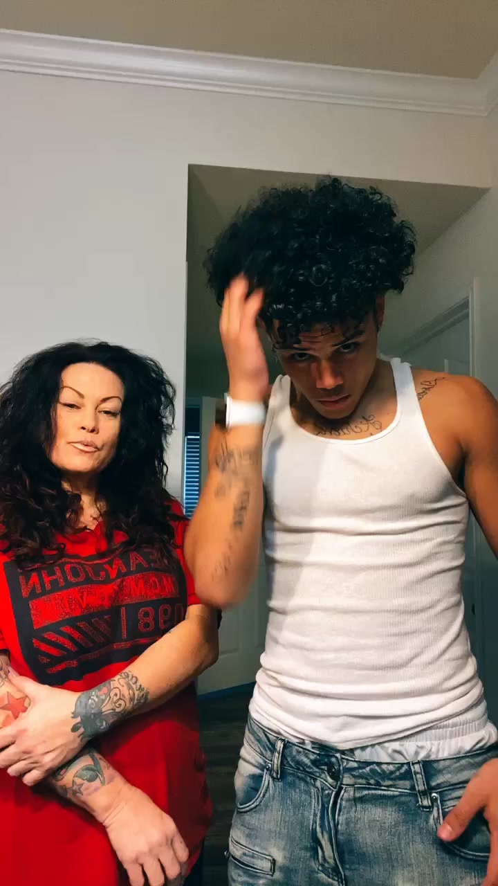 @Wavybros