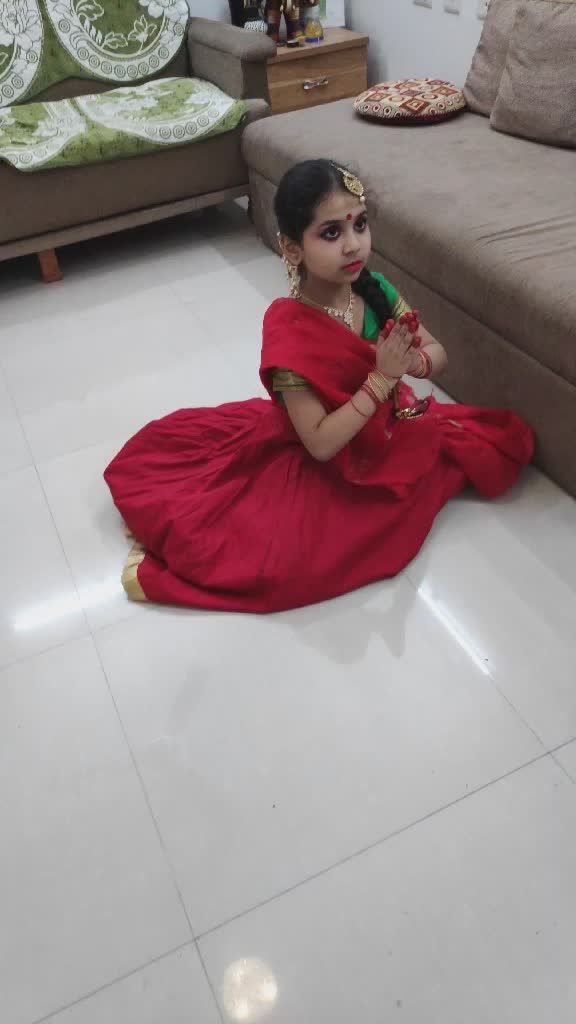 @Garima Dancer girl