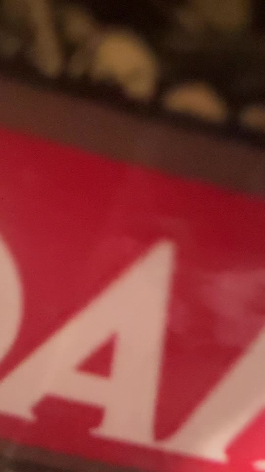 @HolesTikTok