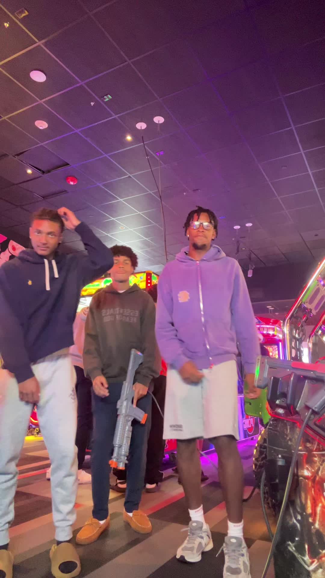 @Zae